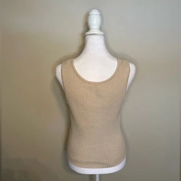 Moon & Madison Button Front Tank - Picture 3 of 3